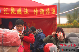 回家的路很暖