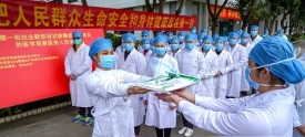 第二梯队35名医务人员接棒战“疫”