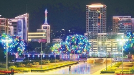 市政广场夜景迷人