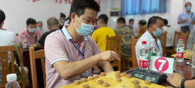 对弈“楚河汉界”