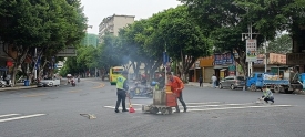 完善路面标线
