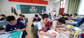 高三学生备考忙
