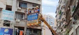 更换街巷路灯