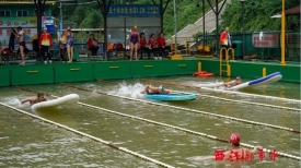 我们的节日·重阳丨水上竞技氛围浓