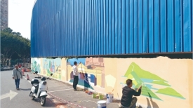 文明城市创建丨绘制壁画 美化城市环境