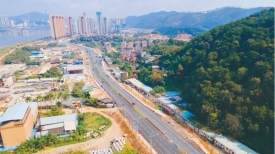 高旺路西段完成拓宽翻新