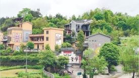 乡风文明丨?；す沤ㄖ?村容焕新貌